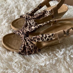 Leopard wedges